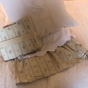 R L Home King Bedskirt